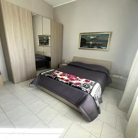 Aros Holiday-caroline * Pompeya