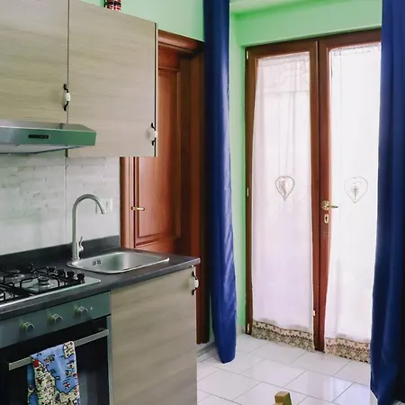 Aros Holiday-caroline * Pompeya