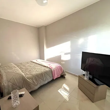 Holiday-caroline Apartman