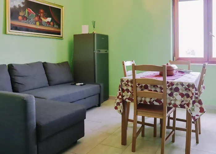 Holiday-caroline Apartman *