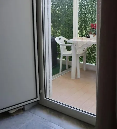 Holiday-caroline Apartman