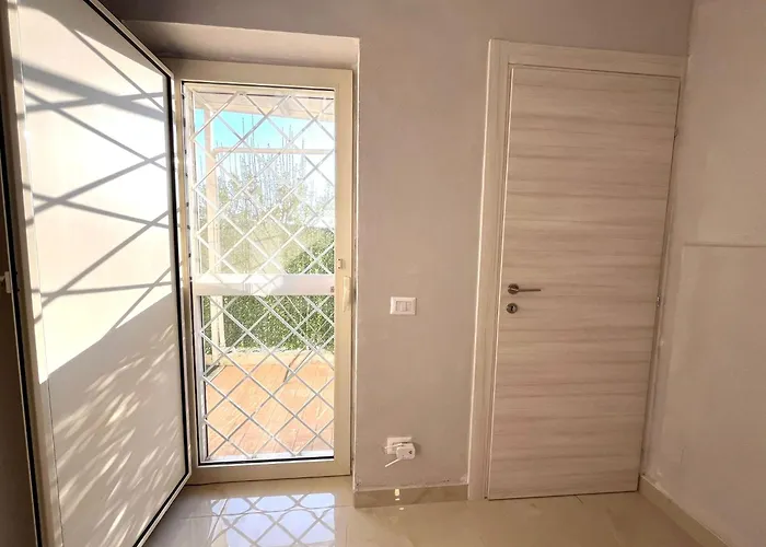 Holiday-caroline Apartman